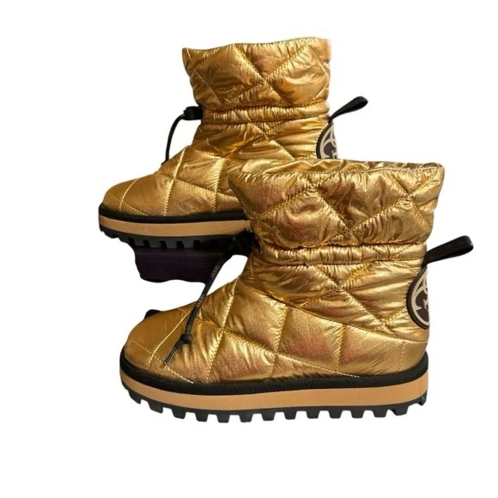 GUESS EUC Leian 2 Gold Womens Logo Booties sz 8.5M‎